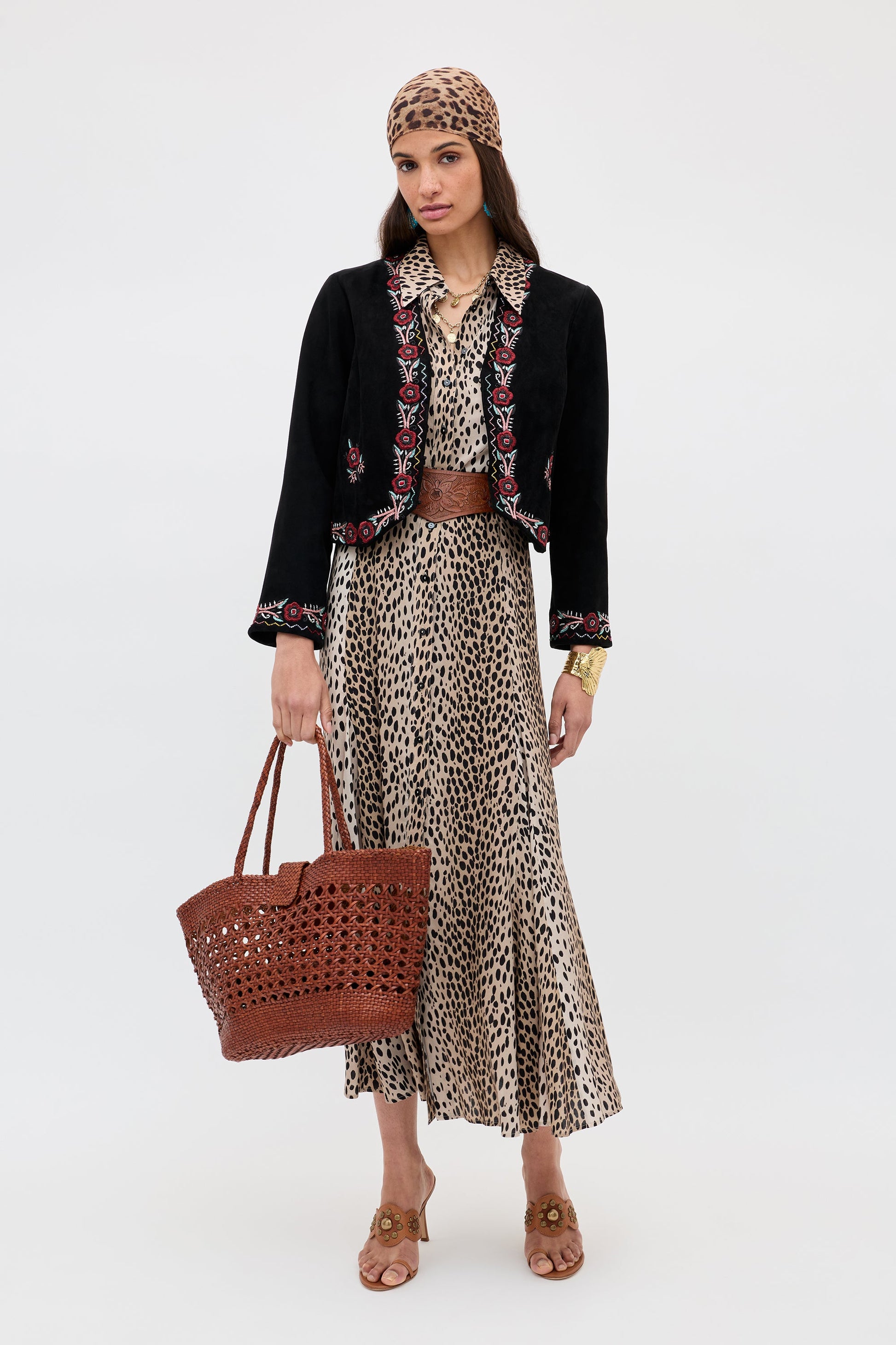 Oliwia - Roselle Embellishment Black