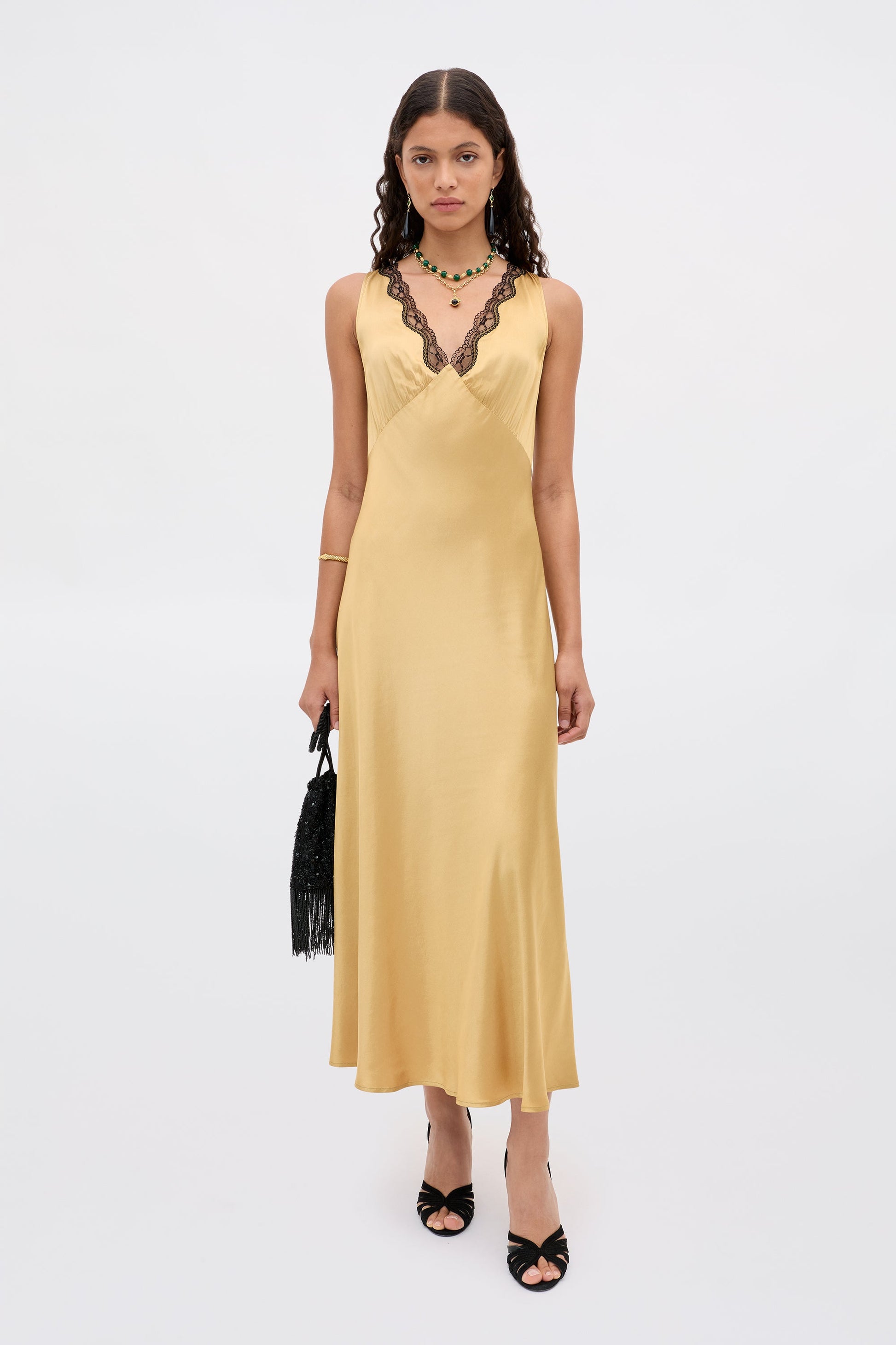 Sandrine  -  Gold