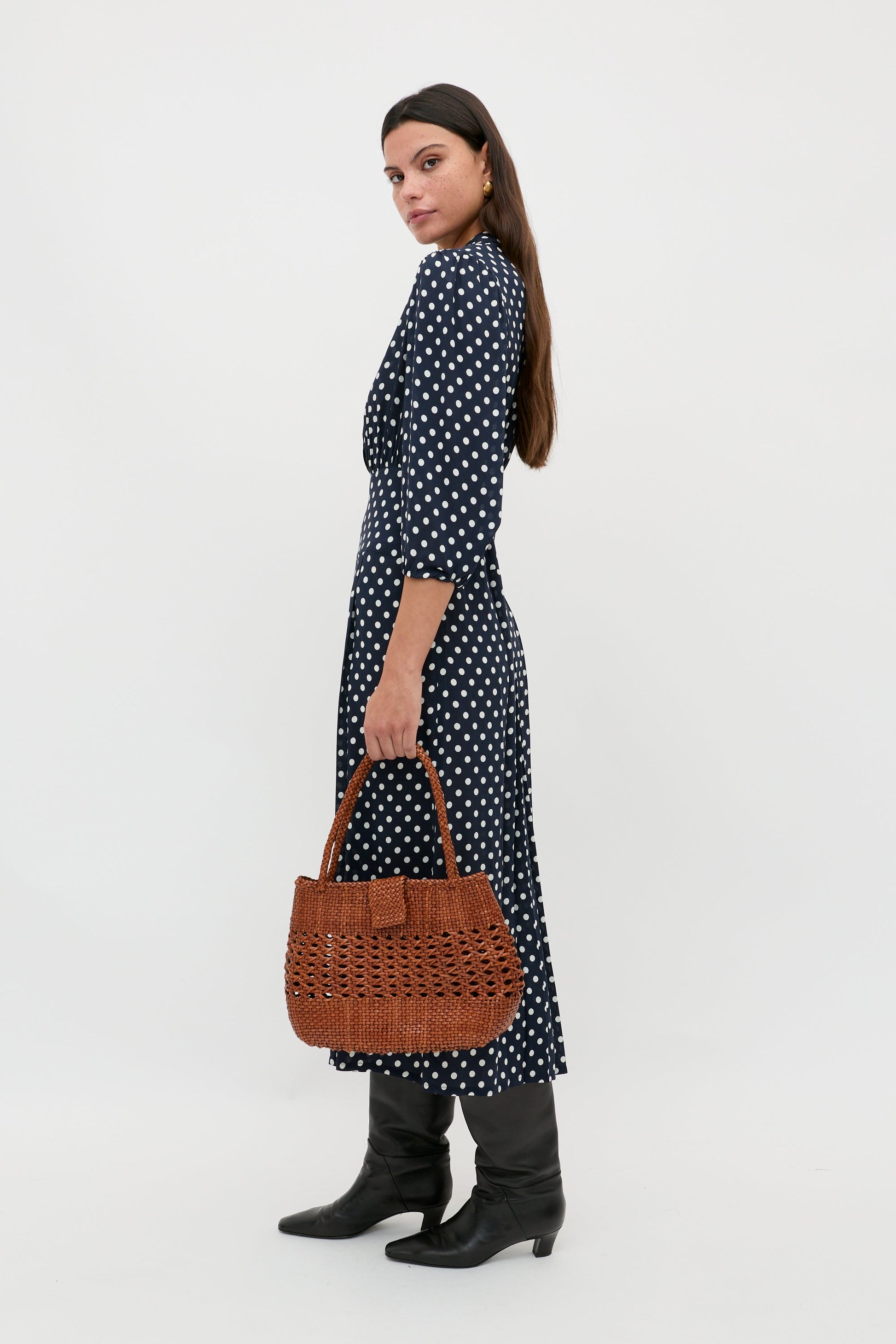 Izzy - Runway Spot Navy