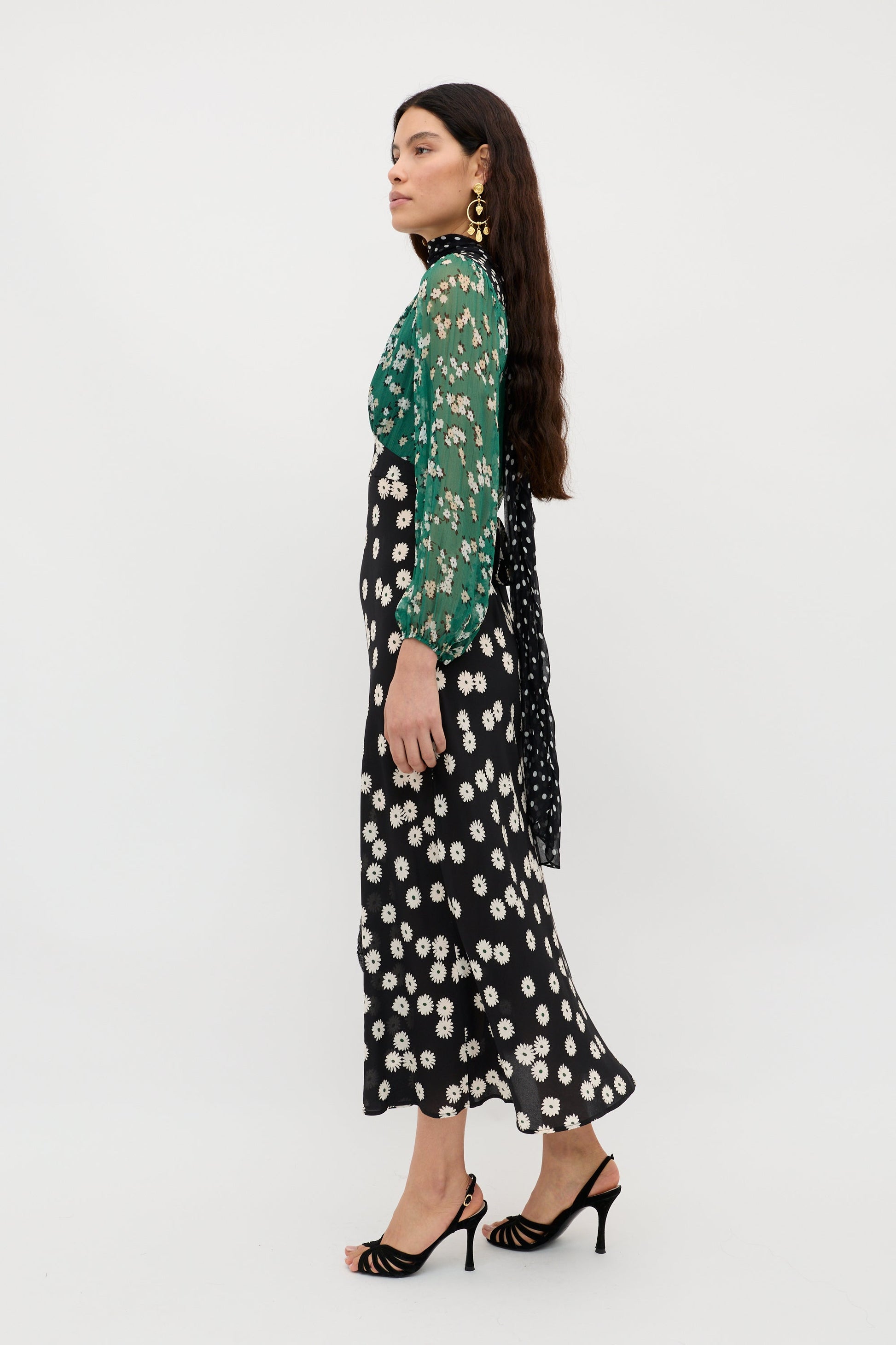 Kaila - City Floral Mix Olive