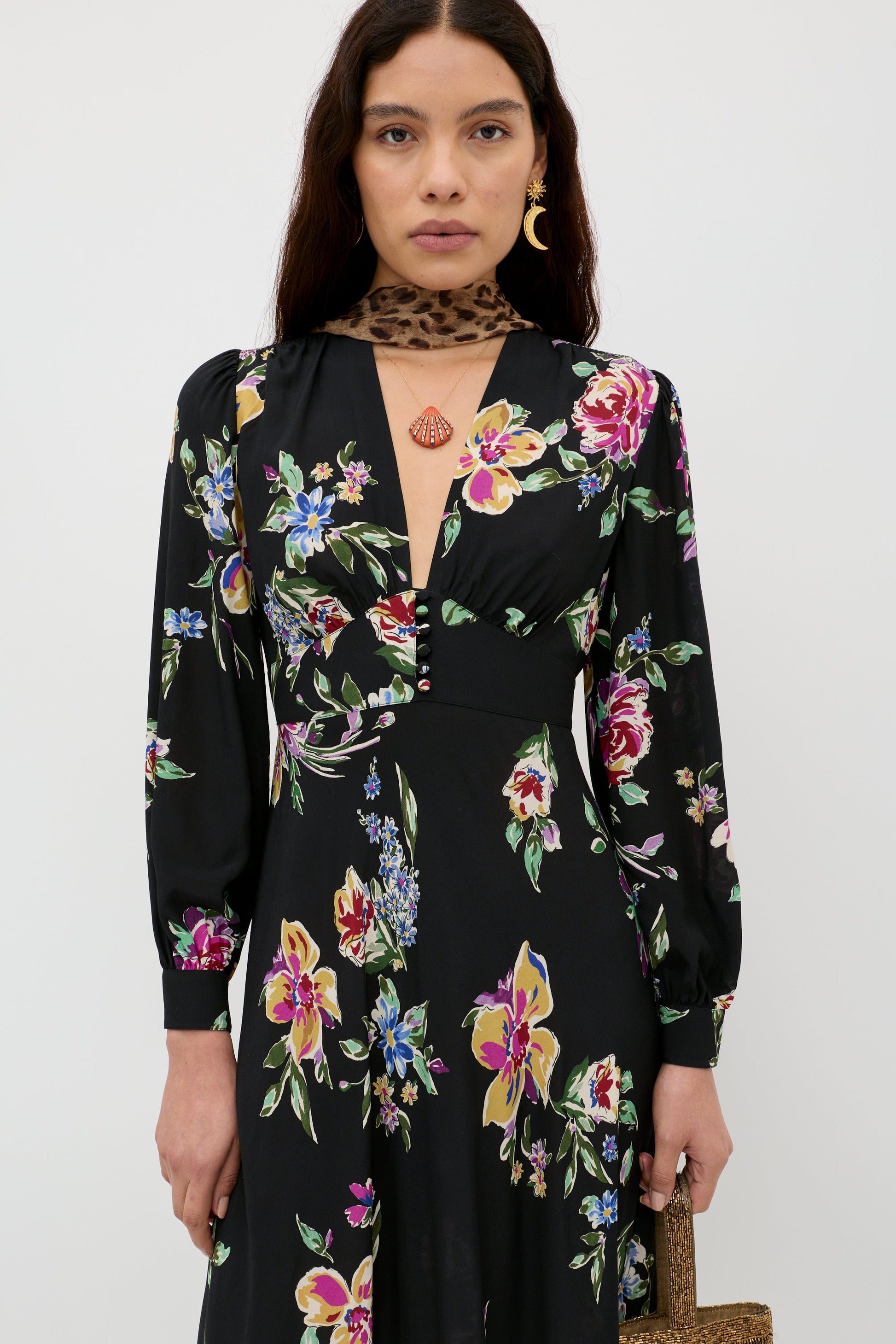 Trula  -  Vintage Bloom Black