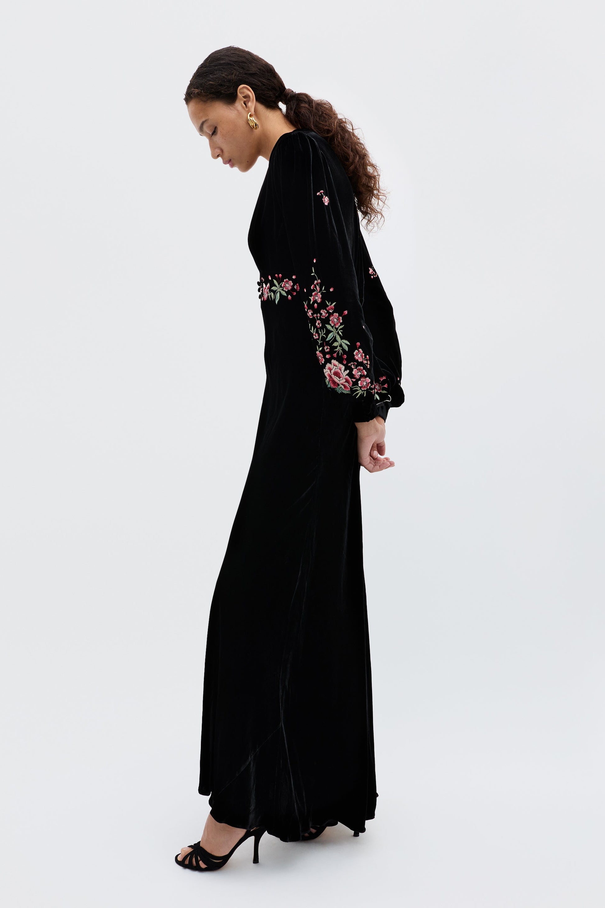 Emory - Blossom Embroidery Pink