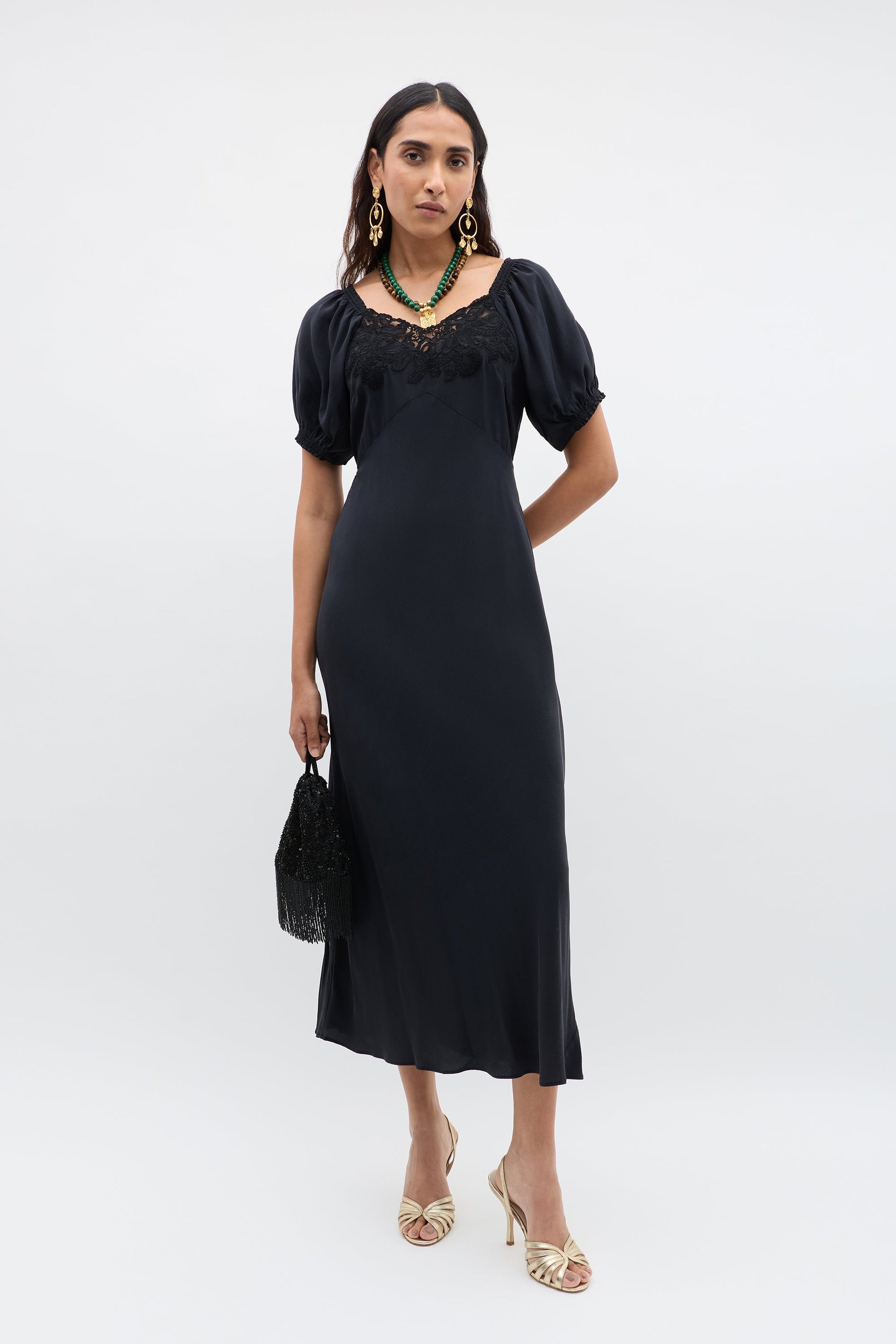 Ilaria  -  Black