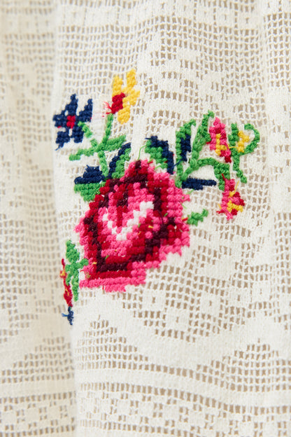 Cady - Spring Rose Embroidery Cream