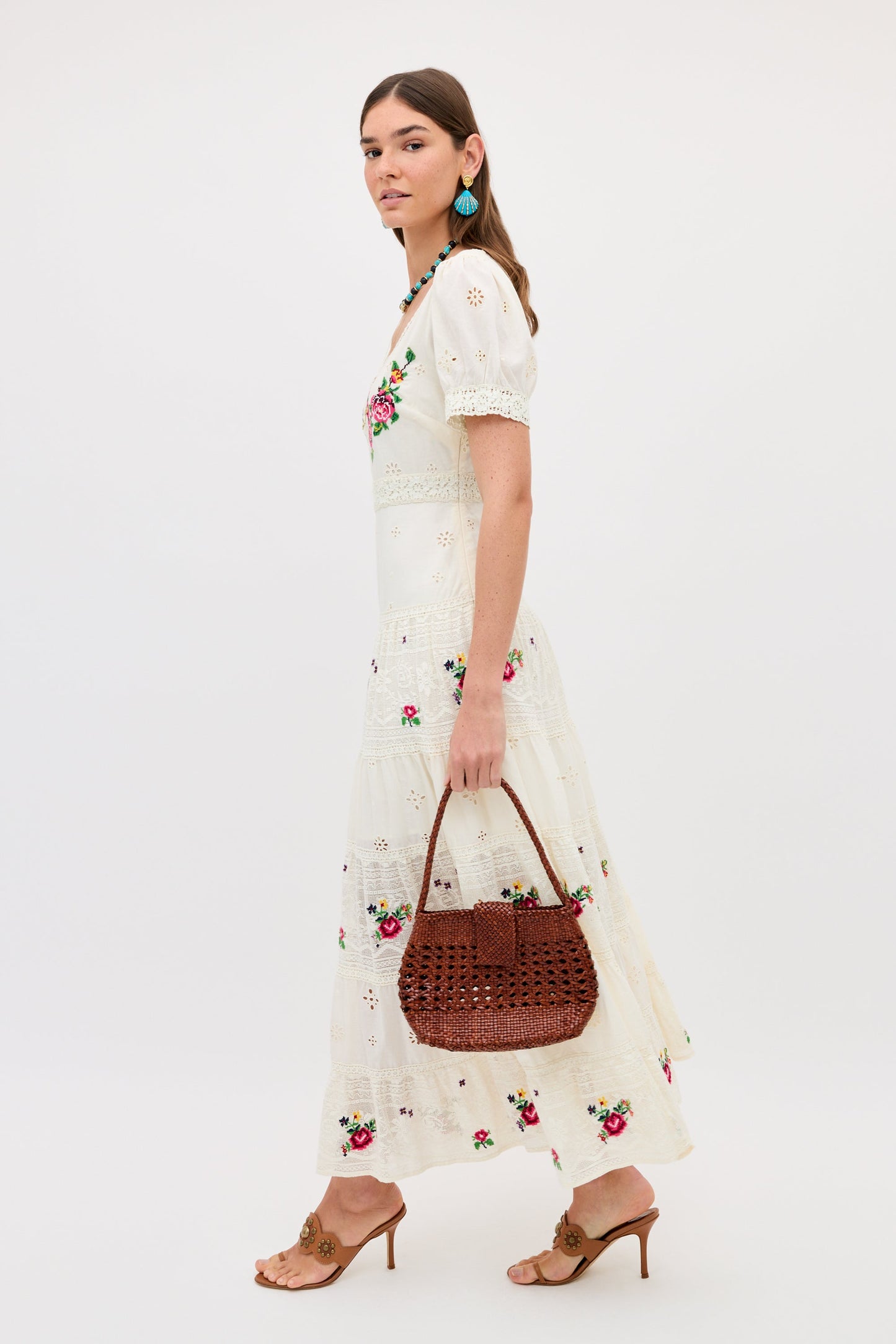 Cady - Spring Rose Embroidery Cream