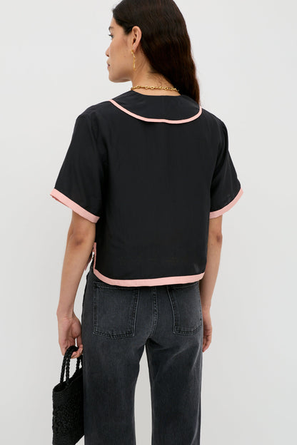 Nicolina - Frida Embroidery Black