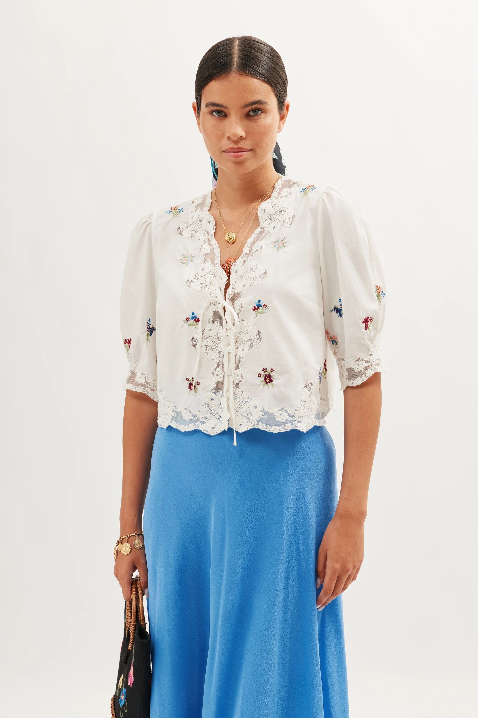 Ursula  -  Bud Embroidery White